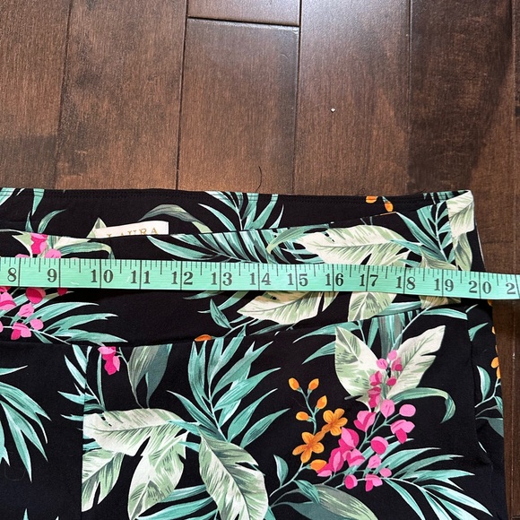 Laura Tropical Pants capri - Picture 3 of 6